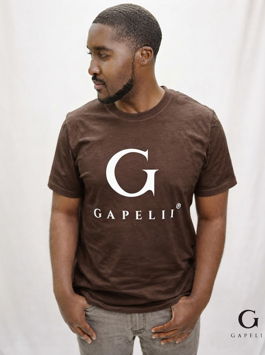 Gapelii™ Essential Classic Tee – Brown